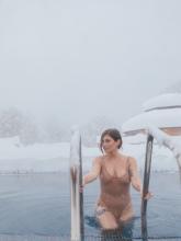 Cold plunge to maintain focus and concentration
